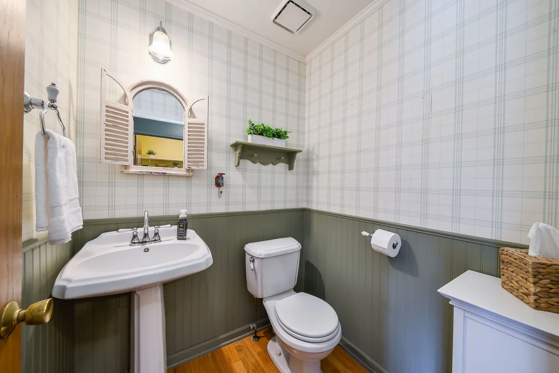 Photo of 102 Juniper Drive