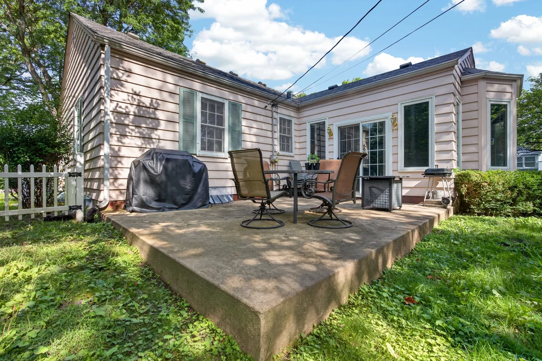 Photo of 816 Manchester Road