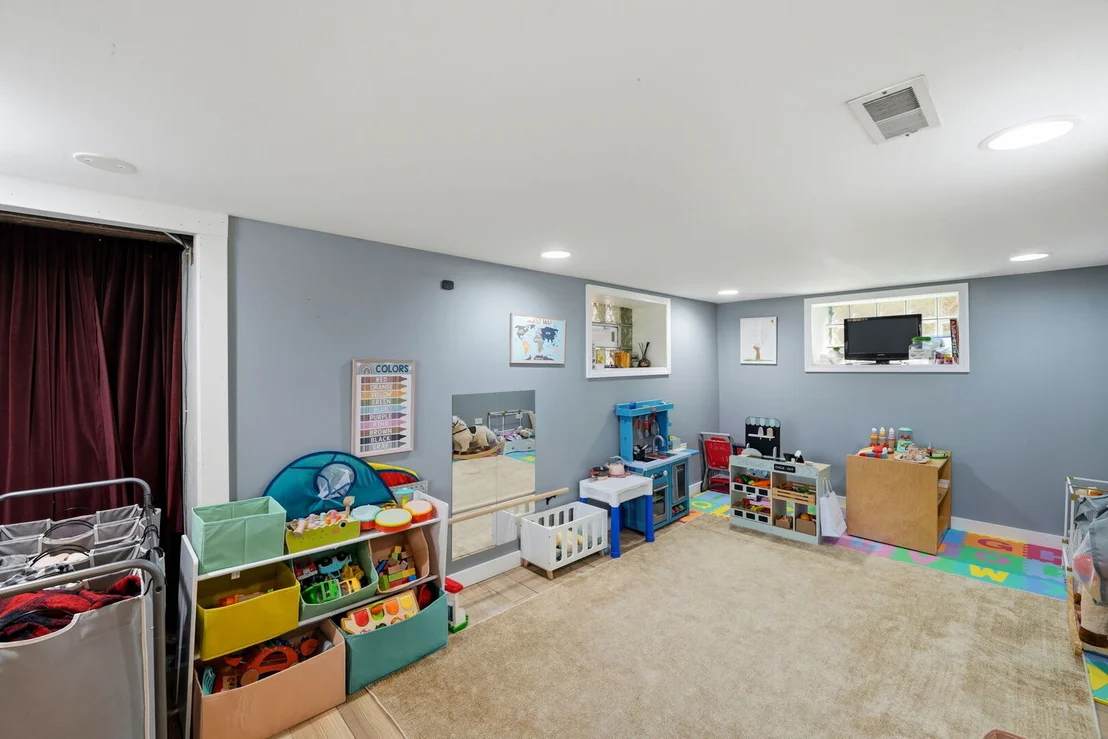 Photo of 4133 Joliet Avenue