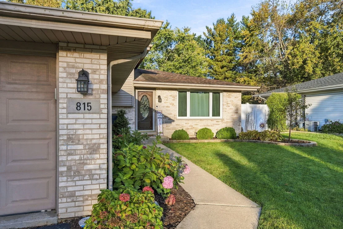 Photo of 815 Pine Needle Lane