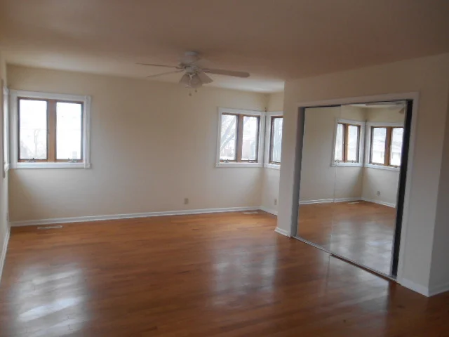 Photo of 940 S Hillside Avenue