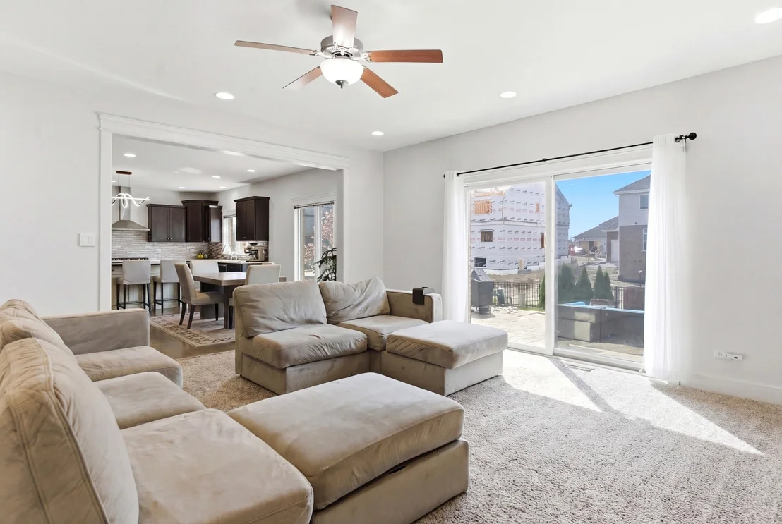 Photo of 1385 Overton Drive