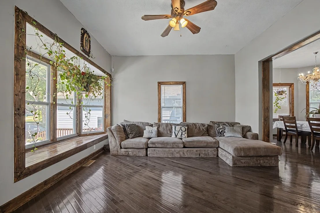 Photo of 111 7th Street