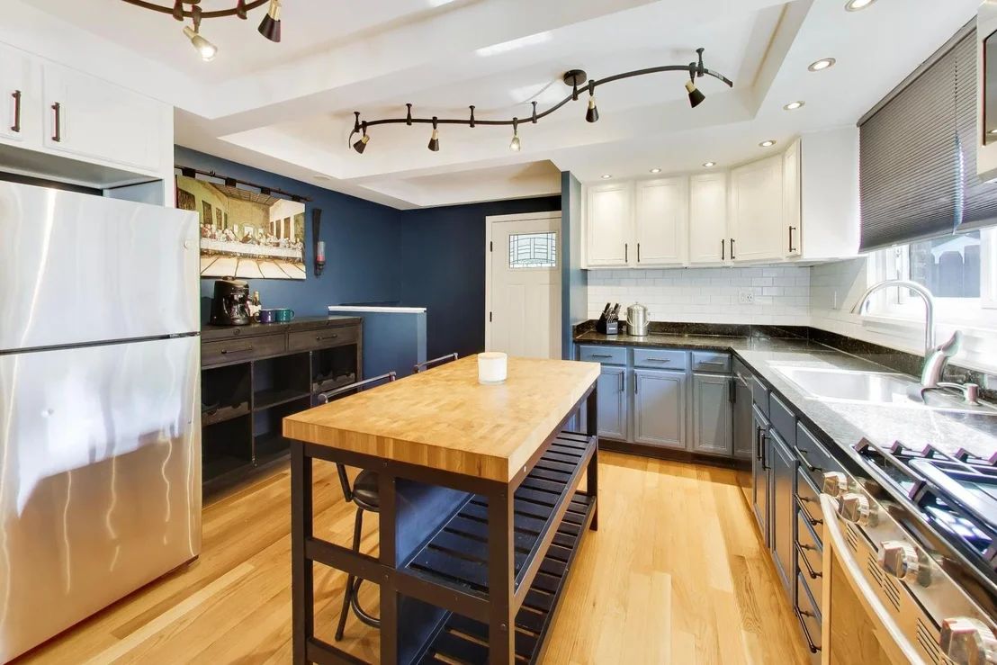 Photo of 2711 Elgin Road
