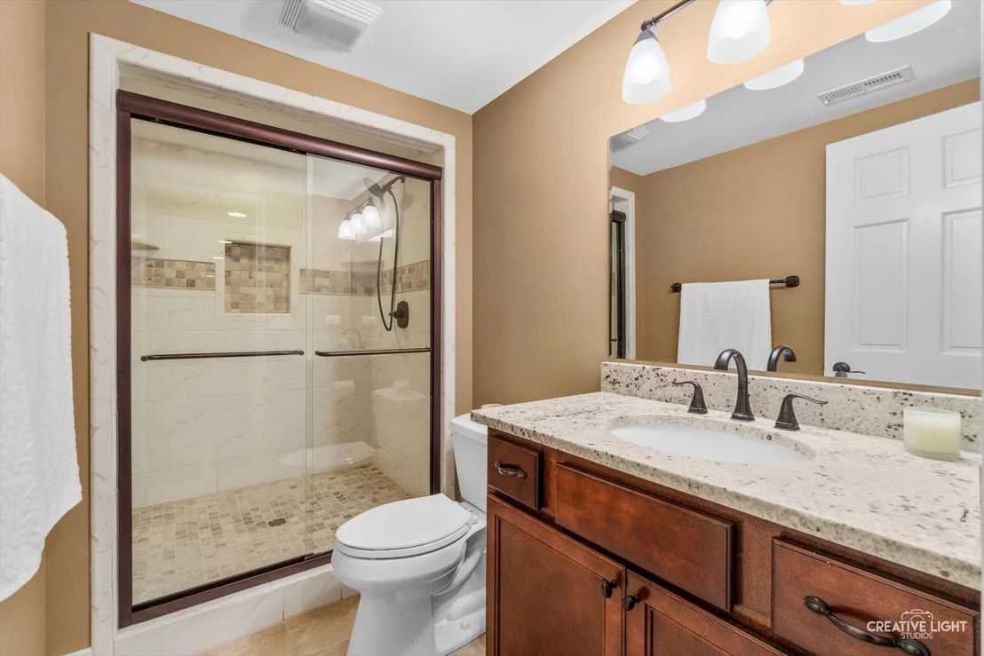 Photo of 2832 Chevy Chase Lane