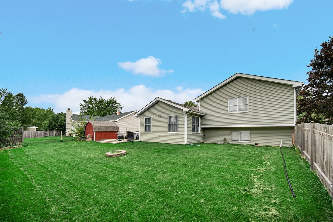Photo of 951 SURF Court