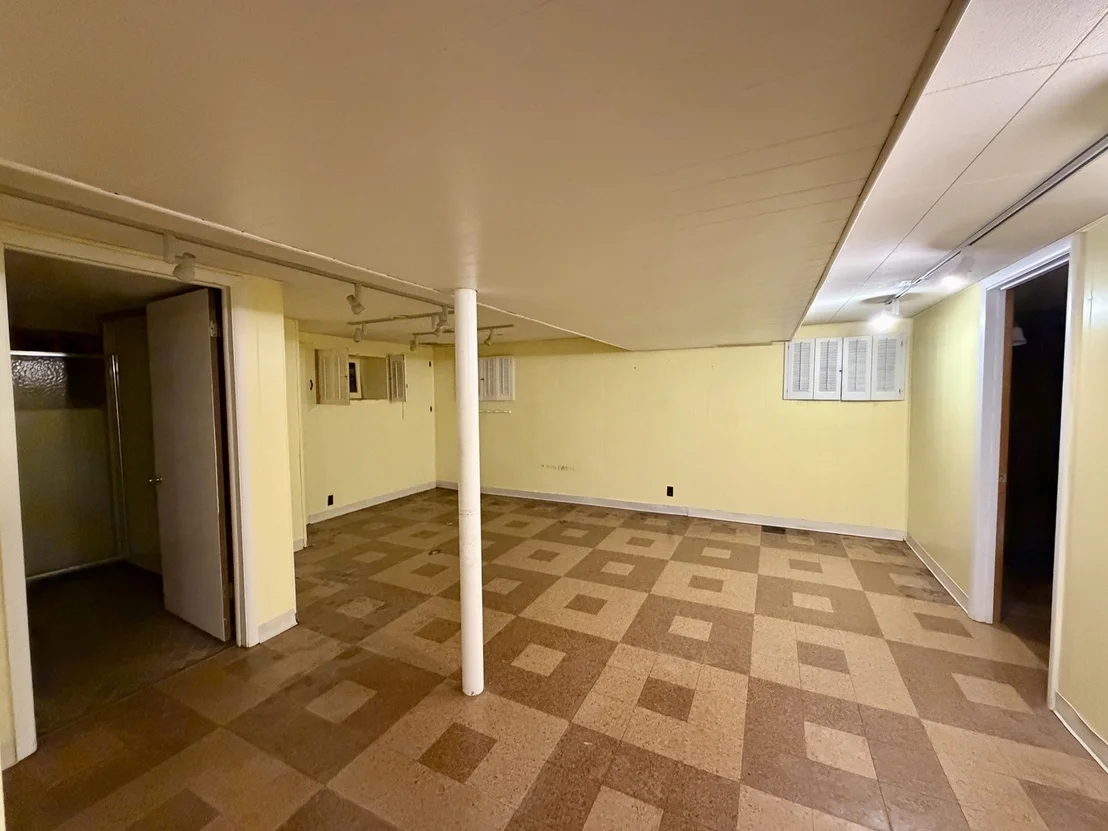 Photo of 1415 Burr Oak Drive