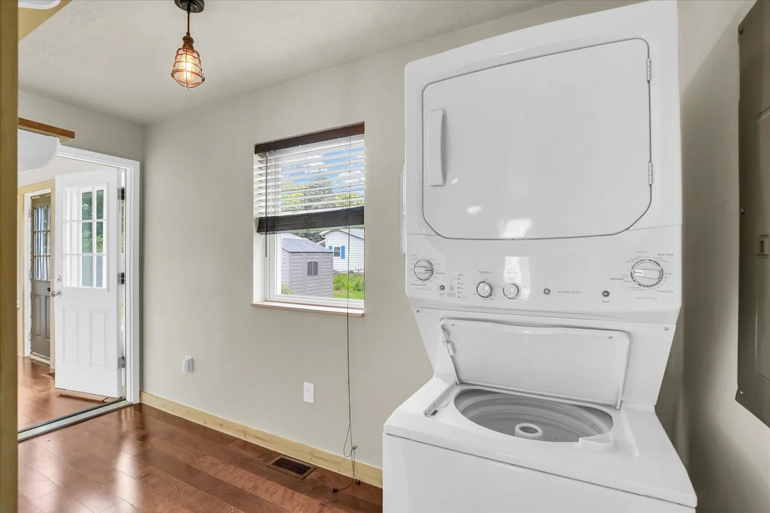 Photo of 521 N McClellan Street