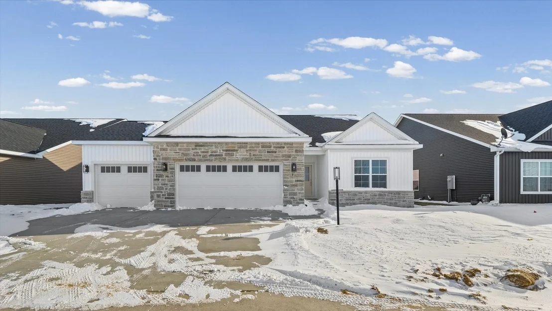 Photo of 3904 Bay Circle
