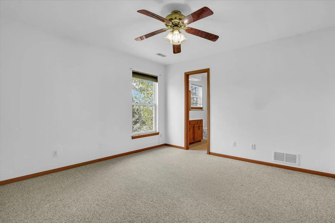 Photo of 705 Erin Drive