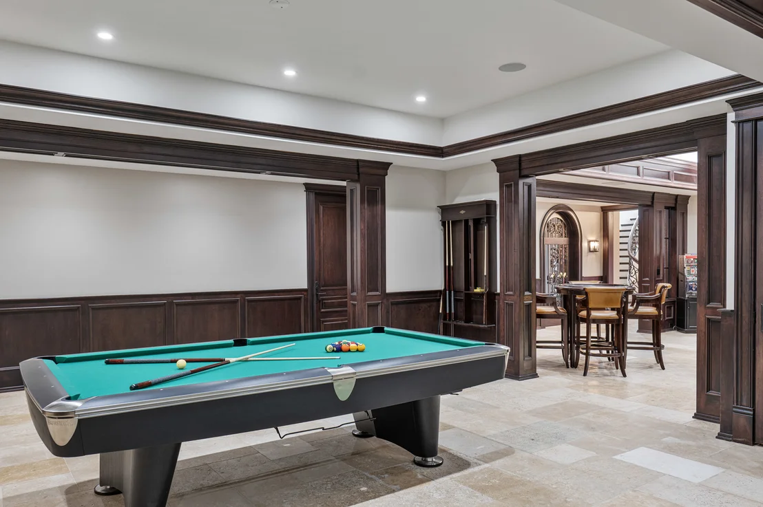 Photo of 595 Circle Lane