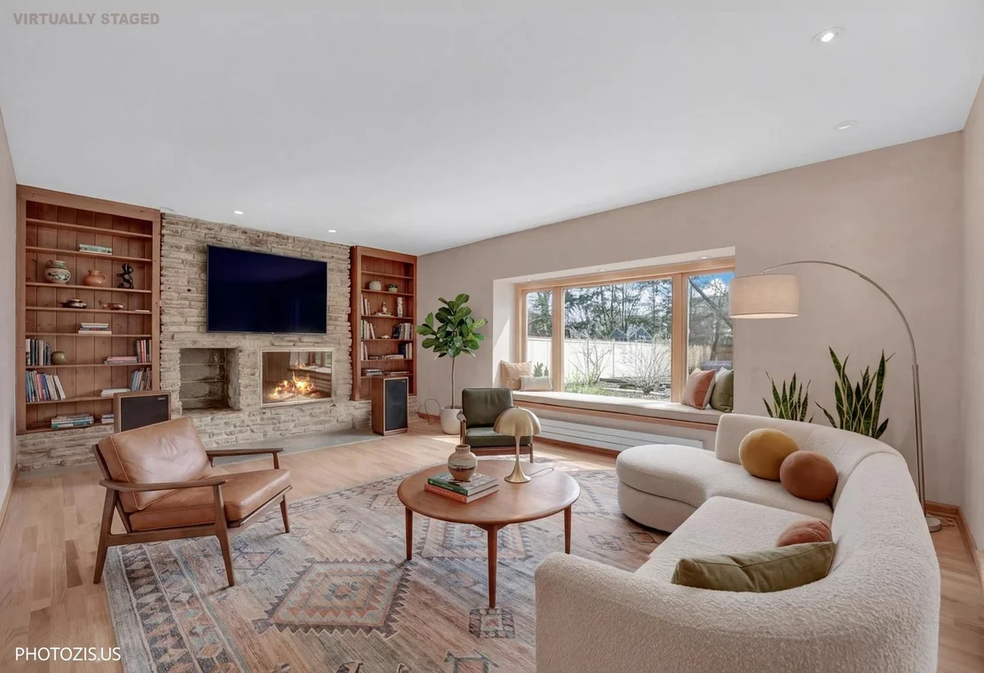 Photo of 3235 Robincrest Drive