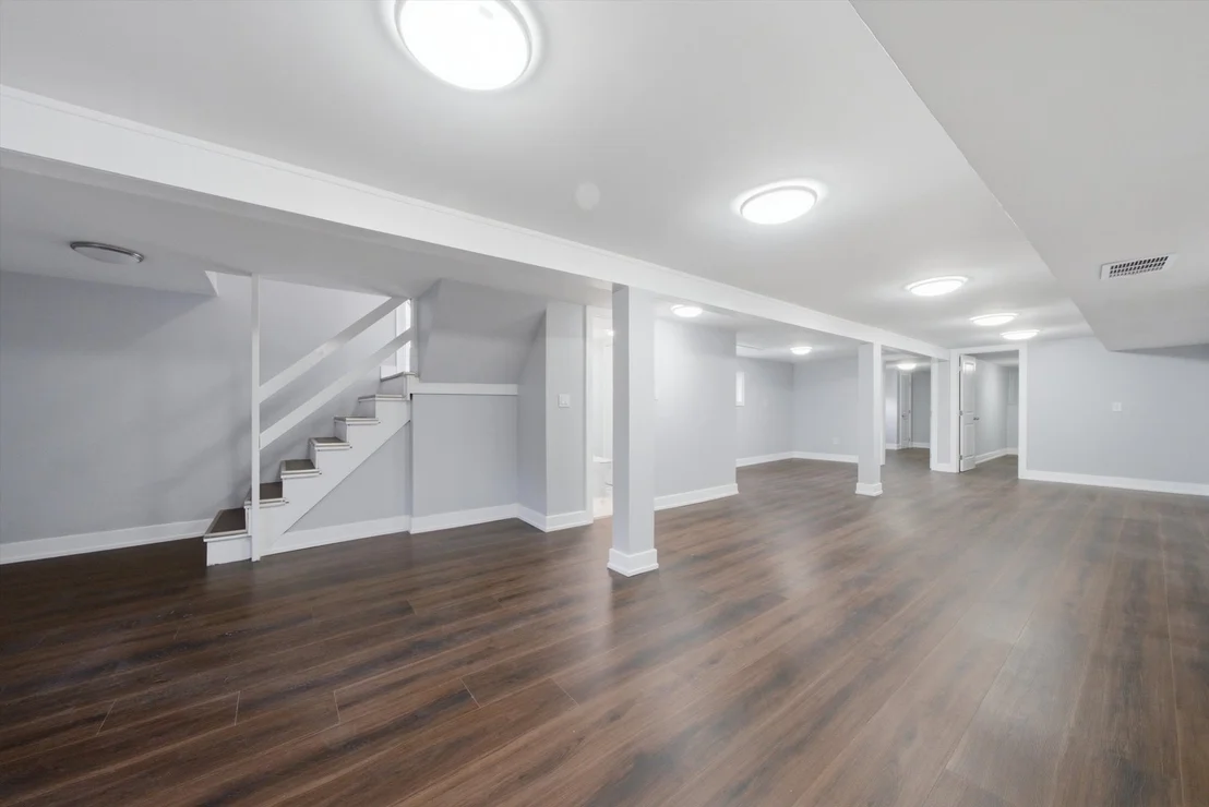 Photo of 2016 W 52nd Street
