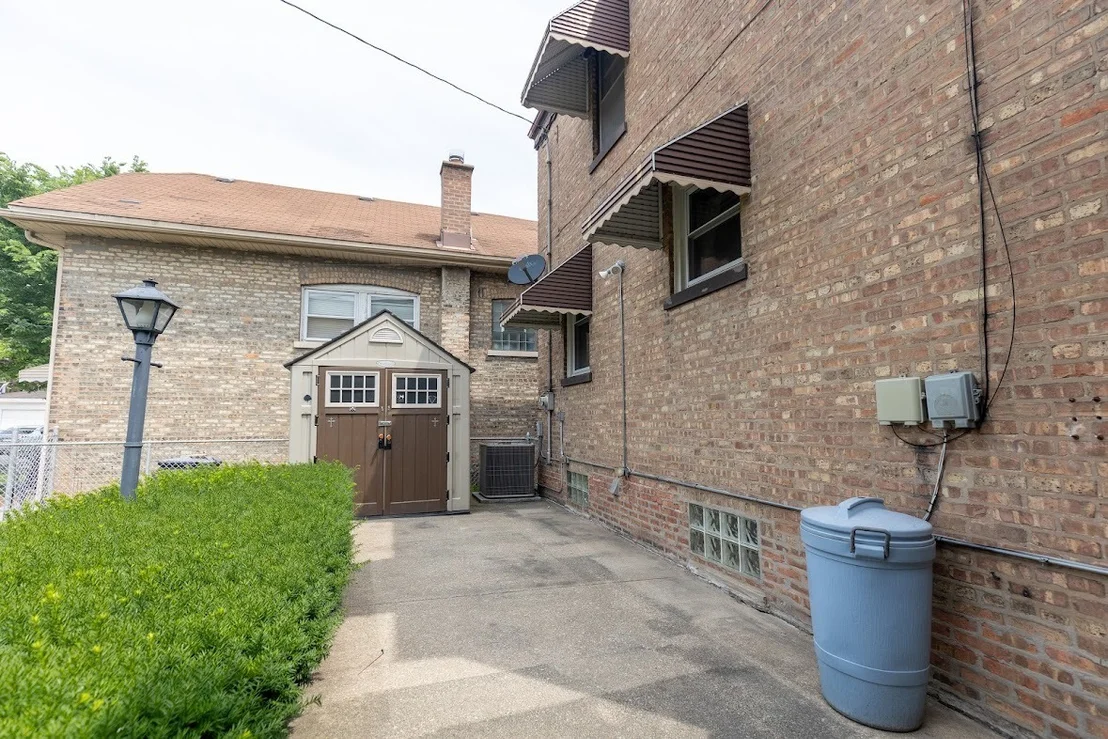 Photo of 2802 Cuyler Avenue