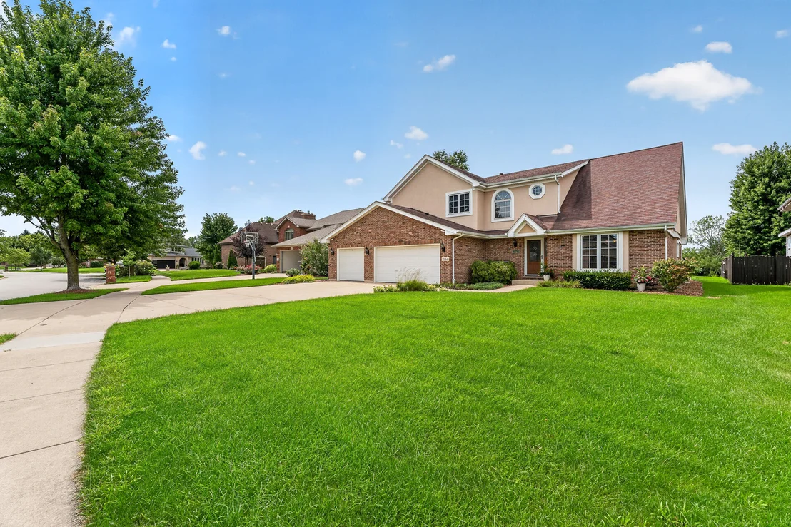 Photo of 15164 Olympic Lane