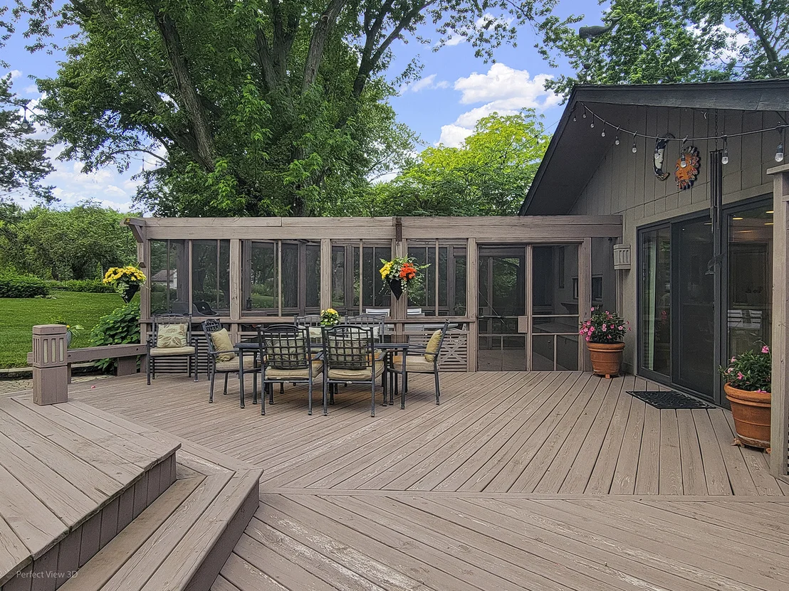 Photo of 40484 Sunset Drive N