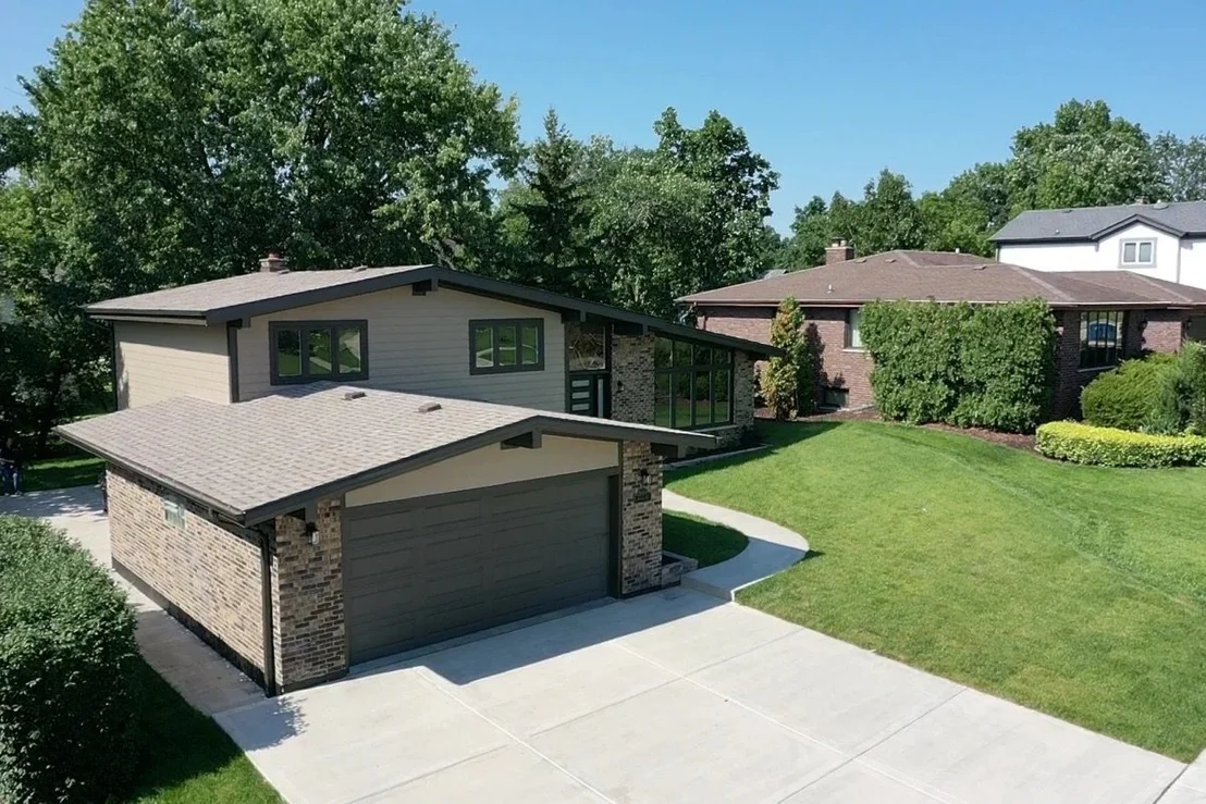 Photo of 9039 Windsor Drive