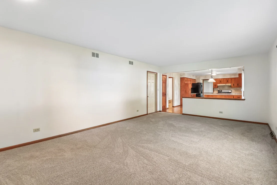 Photo of 733 Buttonwood Circle
