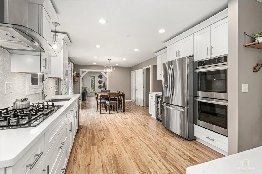 Photo of 4030 N Parkside Drive