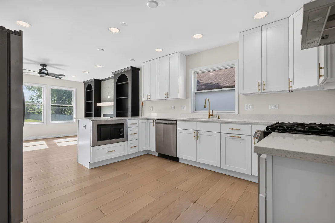 Photo of 1645 Webster Lane