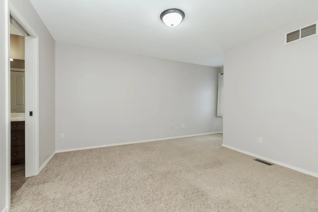 Photo of 2932 Shepard Road
