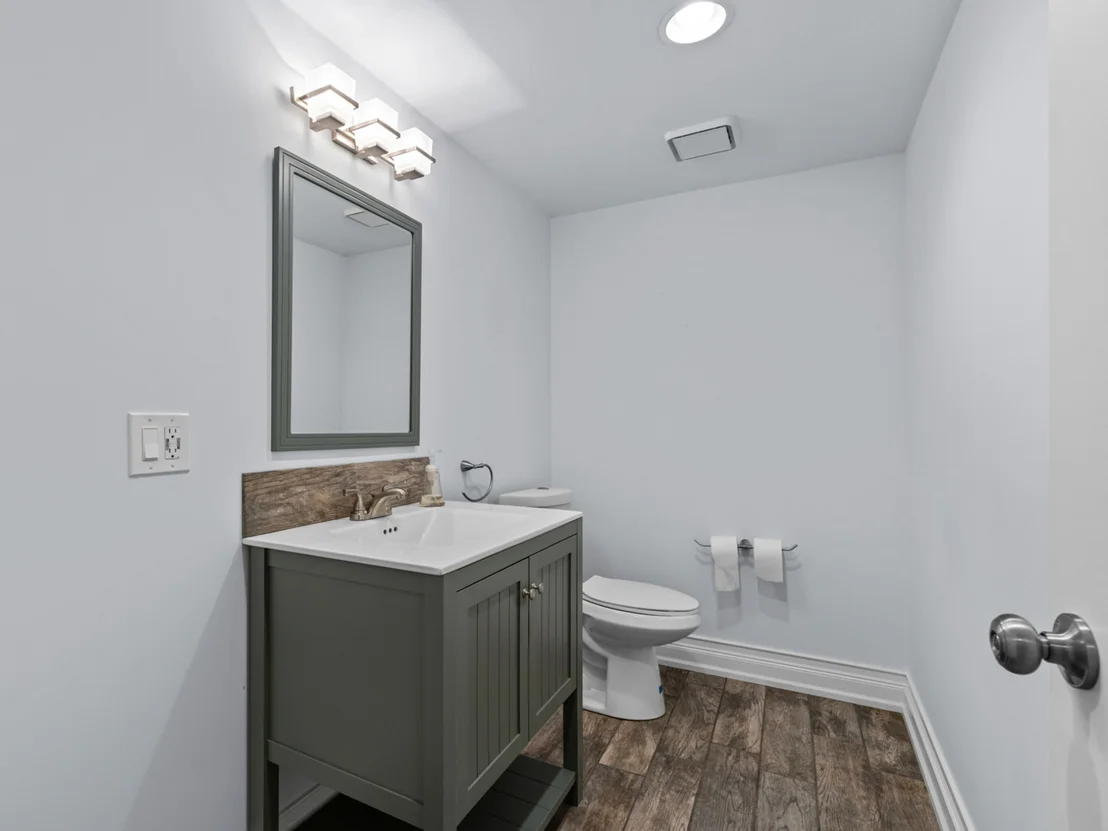 Photo of 155 Helm Road