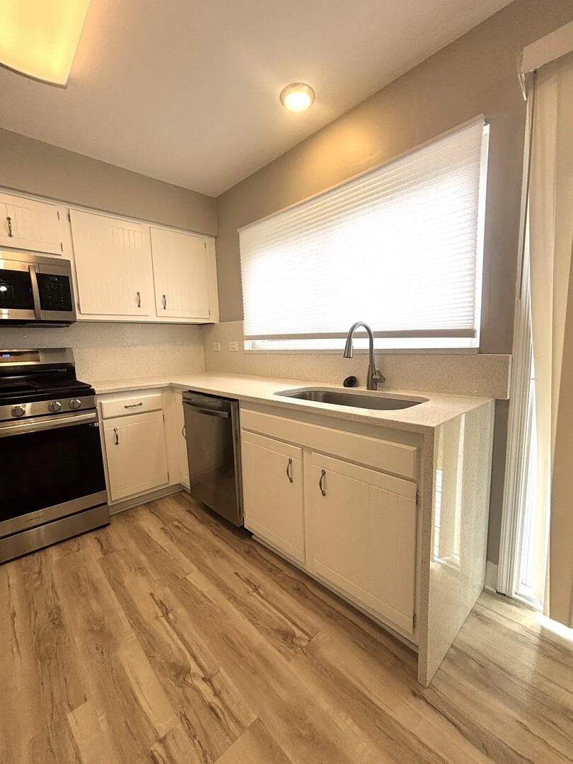 Photo of Unit 1863 at 1863 Williamsburg Drive