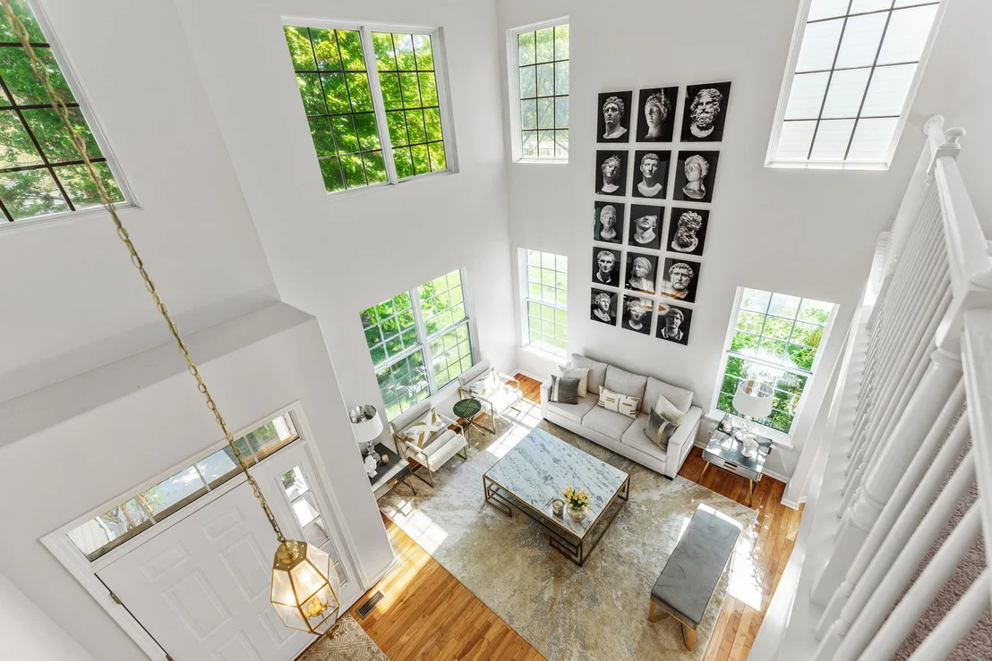 Photo of 325 Hemlock Lane