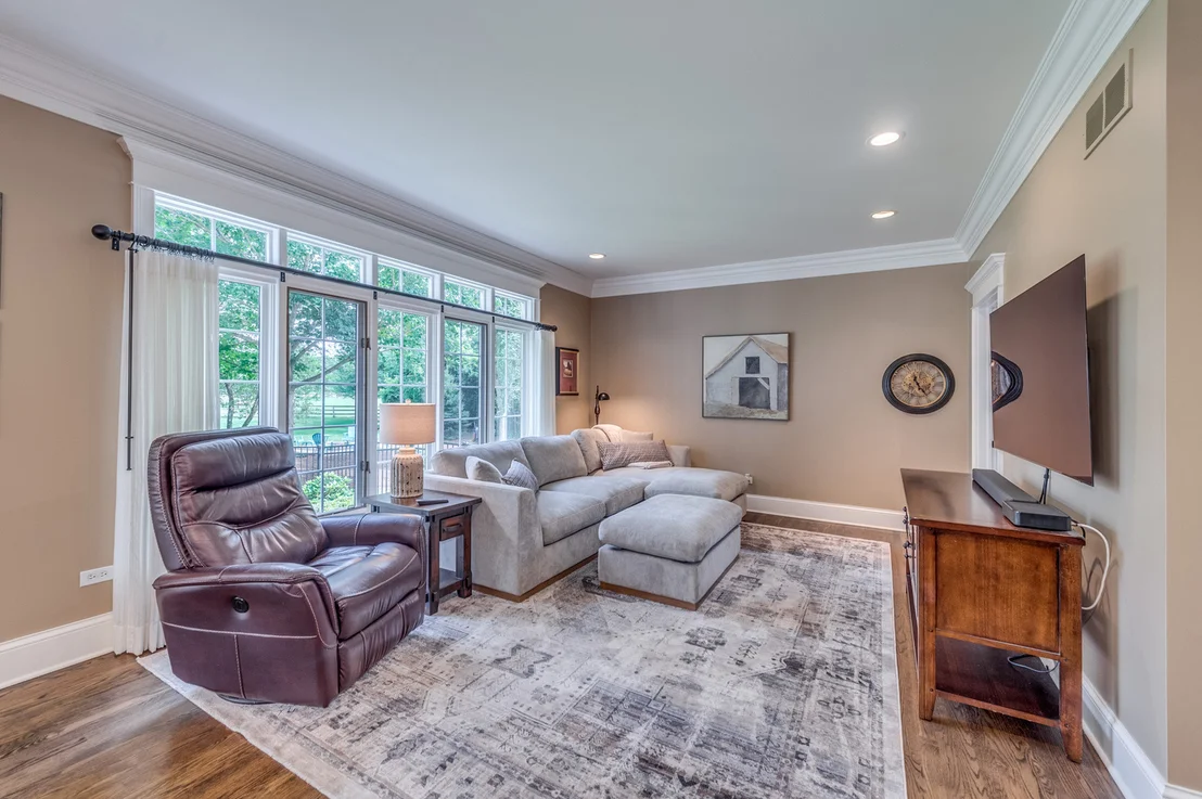 Photo of 8N669 Edgewood Road