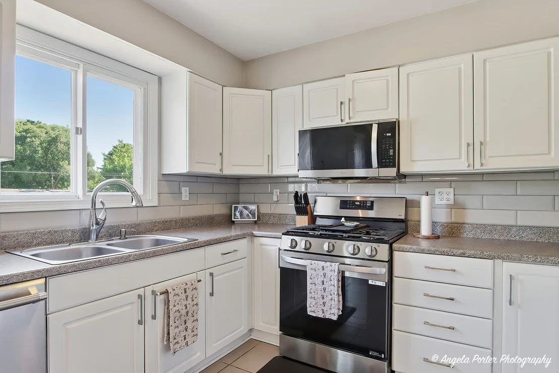 Photo of 4500 CLEARVIEW Drive