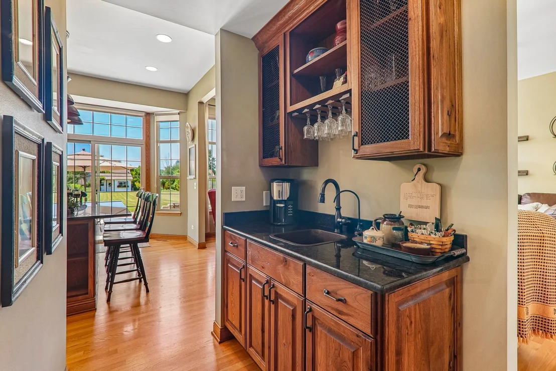Photo of 5715 Saddle Ridge