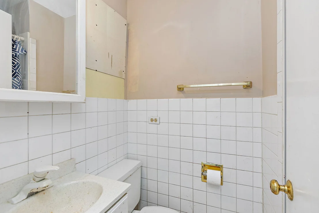 Photo of 369 N Walnut Street