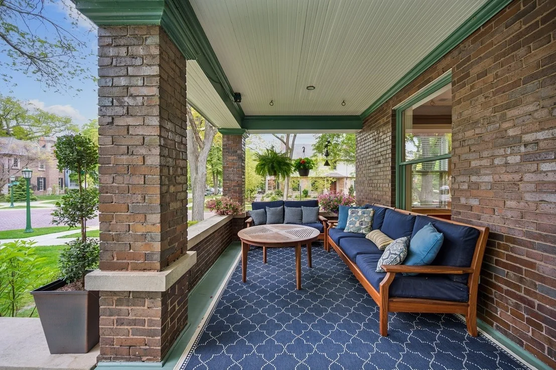 Photo of 1101 Forest Avenue