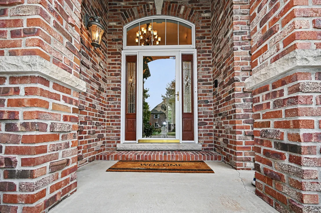 Photo of 18 Stonebrook Court