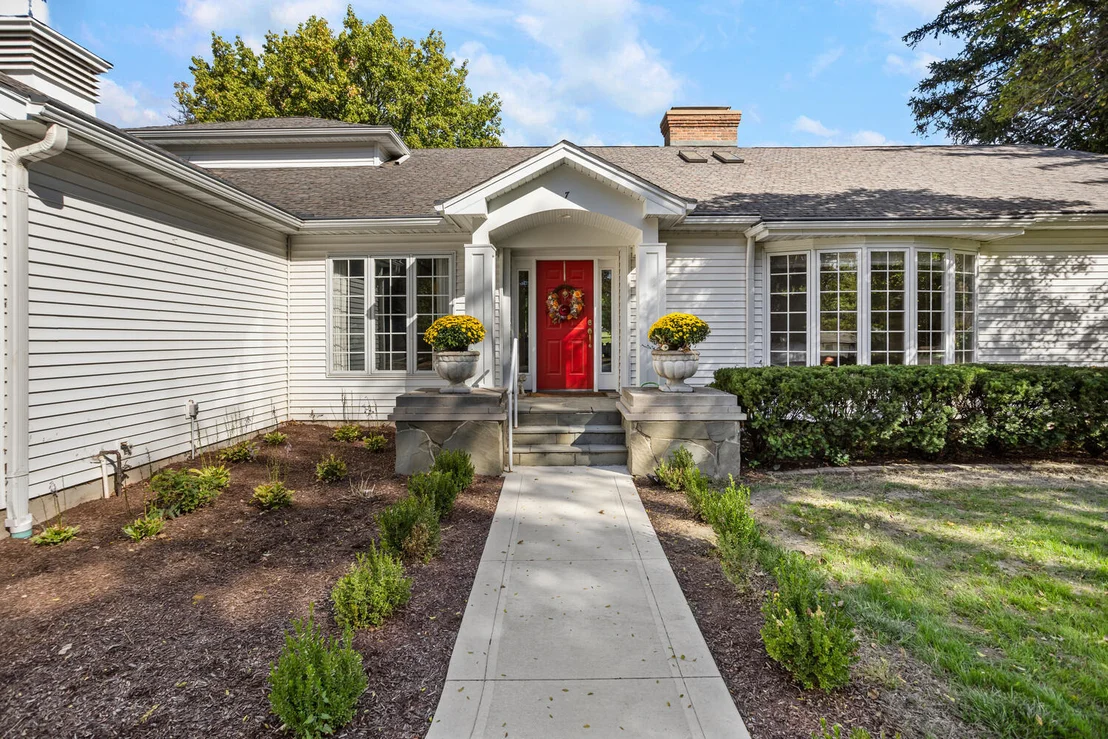 Photo of 7 Greencroft Drive