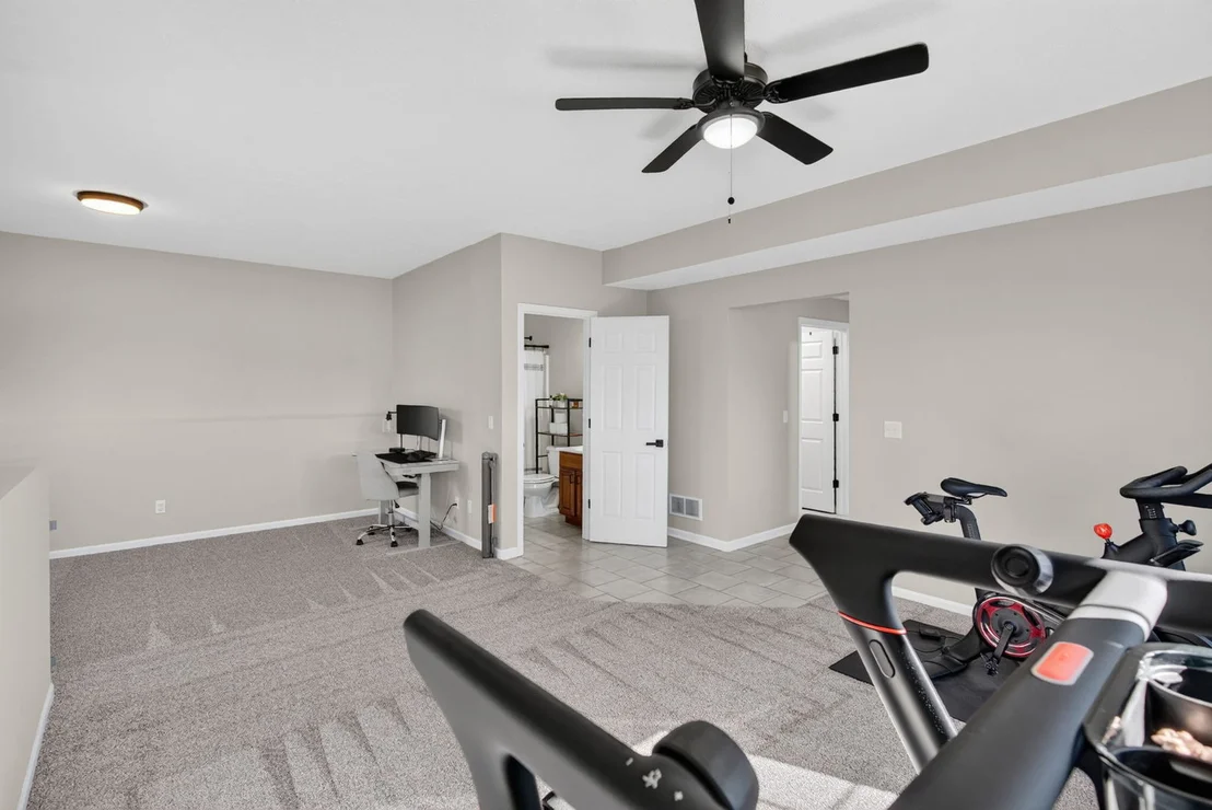 Photo of 2147 Derby Lane