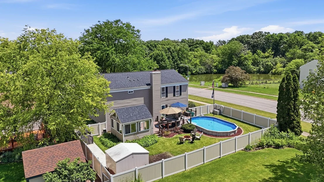 Photo of 702 Hickory Lane