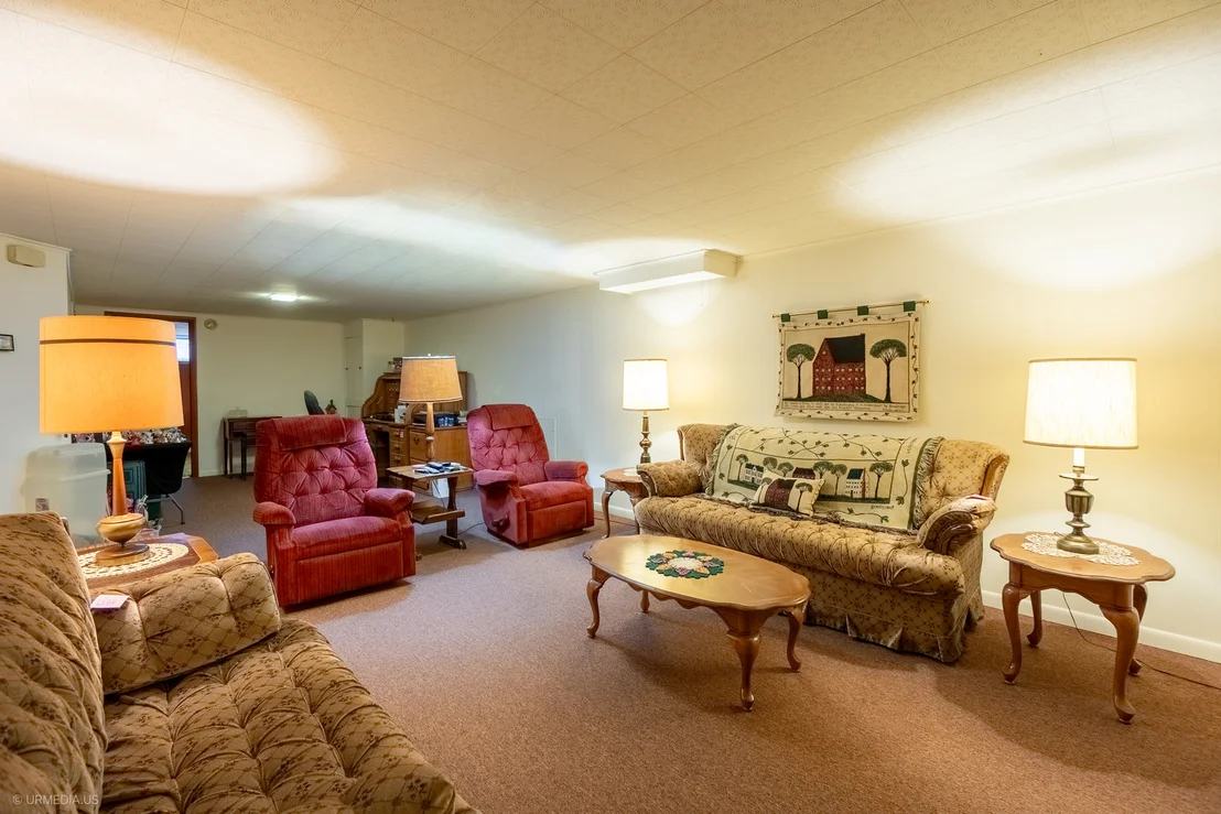 Photo of 835 Scott Drive