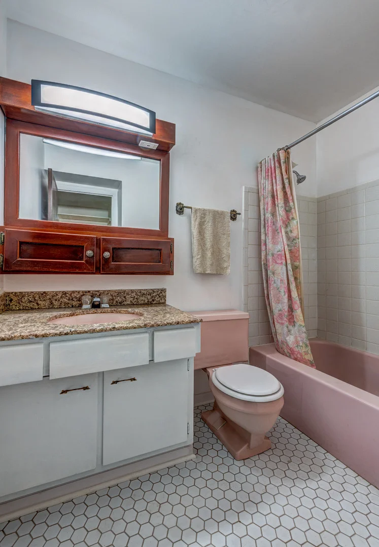 Photo of 1480 Mayfield Lane