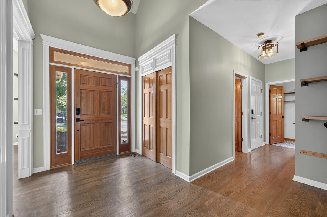Photo of 305 Windsor Circle