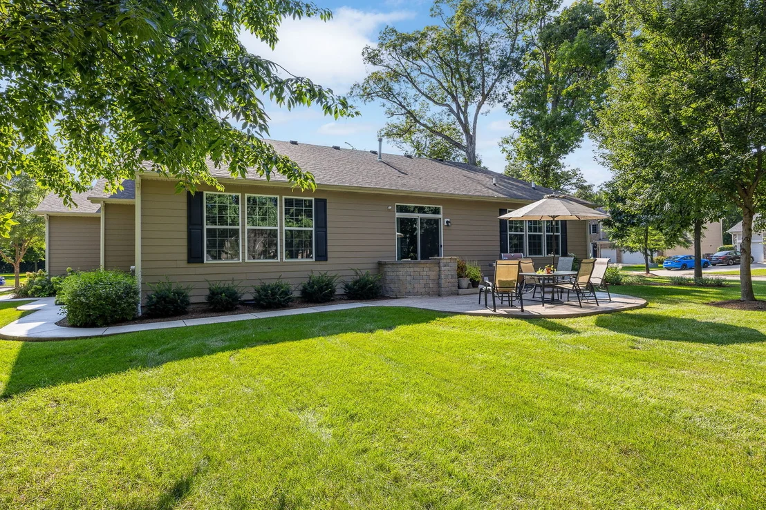 Photo of 1707 Pondview Drive