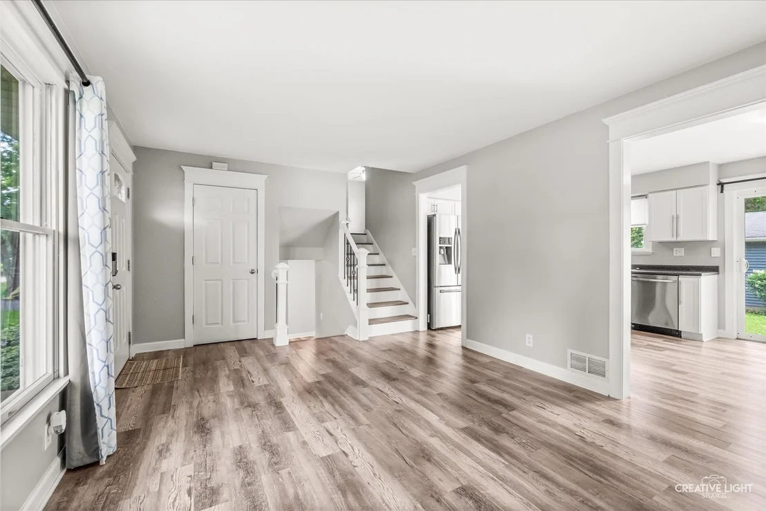 Photo of 883 Holiday Drive