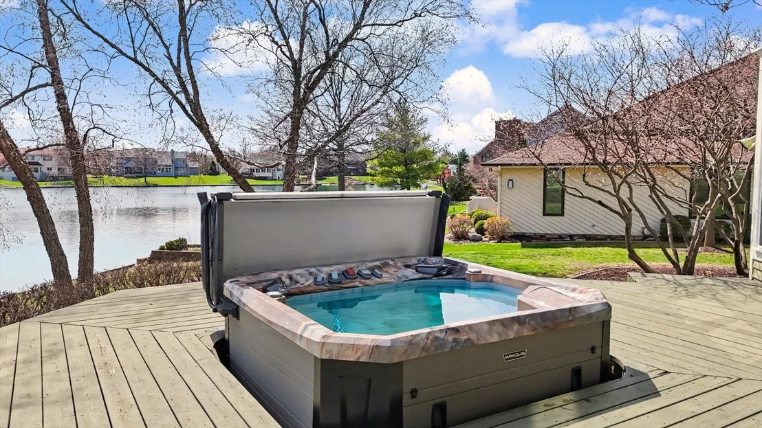 Photo of 2204 Edgewater Place