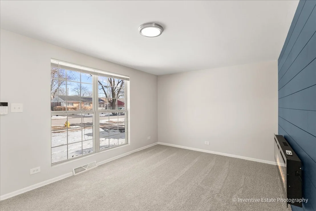 Photo of 16600 OXFORD Drive