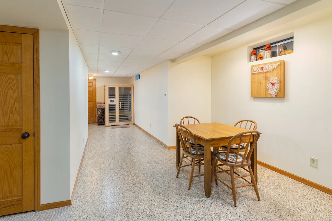 Photo of 100 Willow Trail