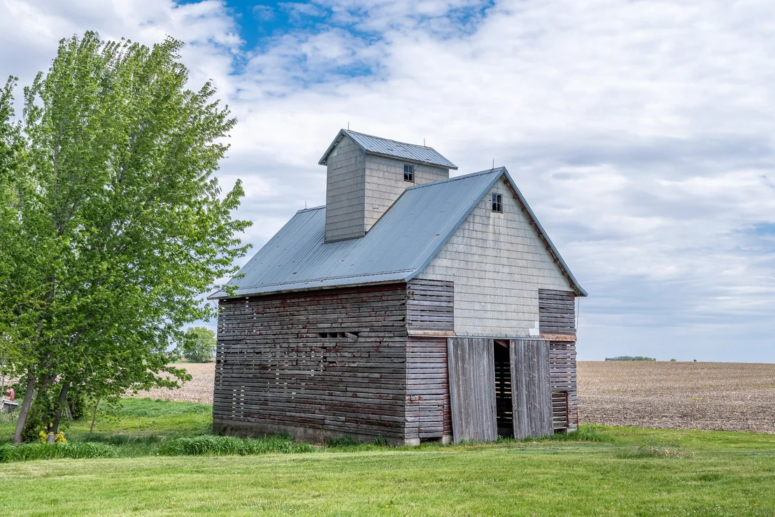 Photo of 1274 Whitney Road