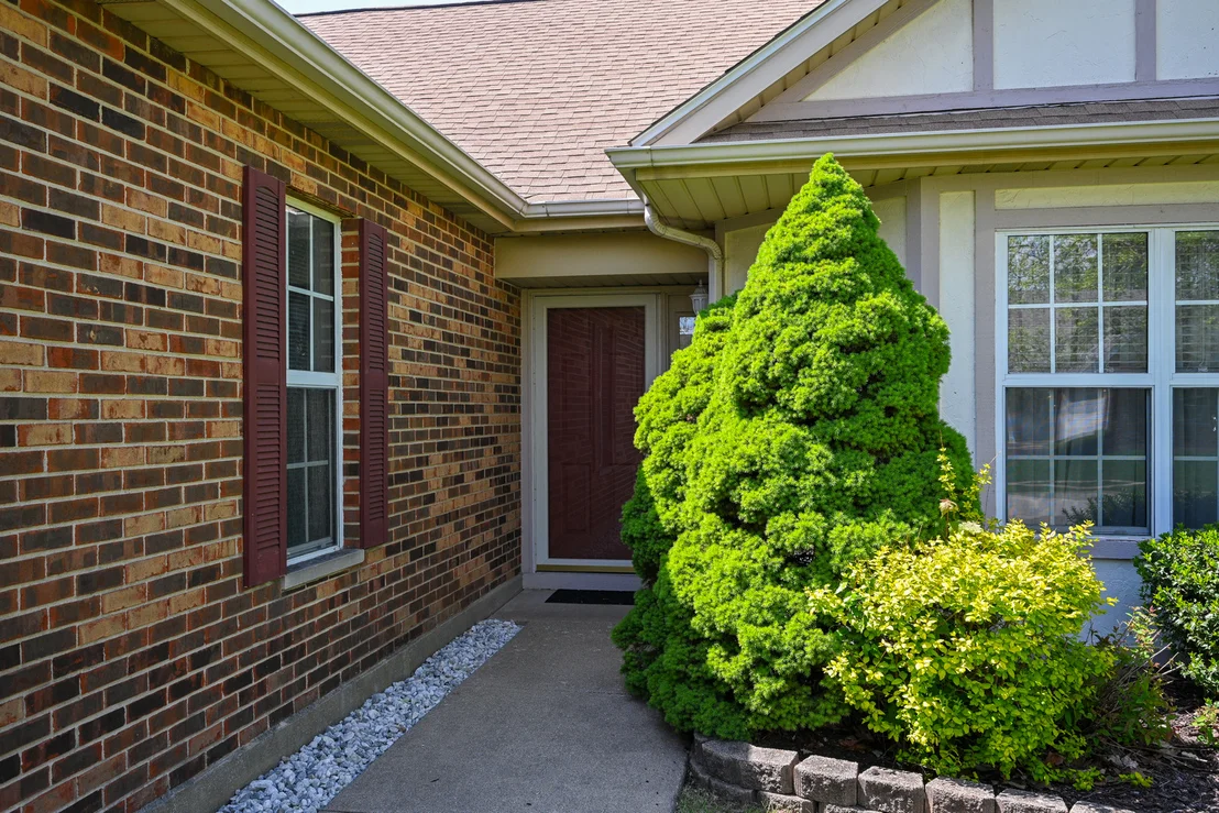 Photo of 21068 W Hazelnut Lane