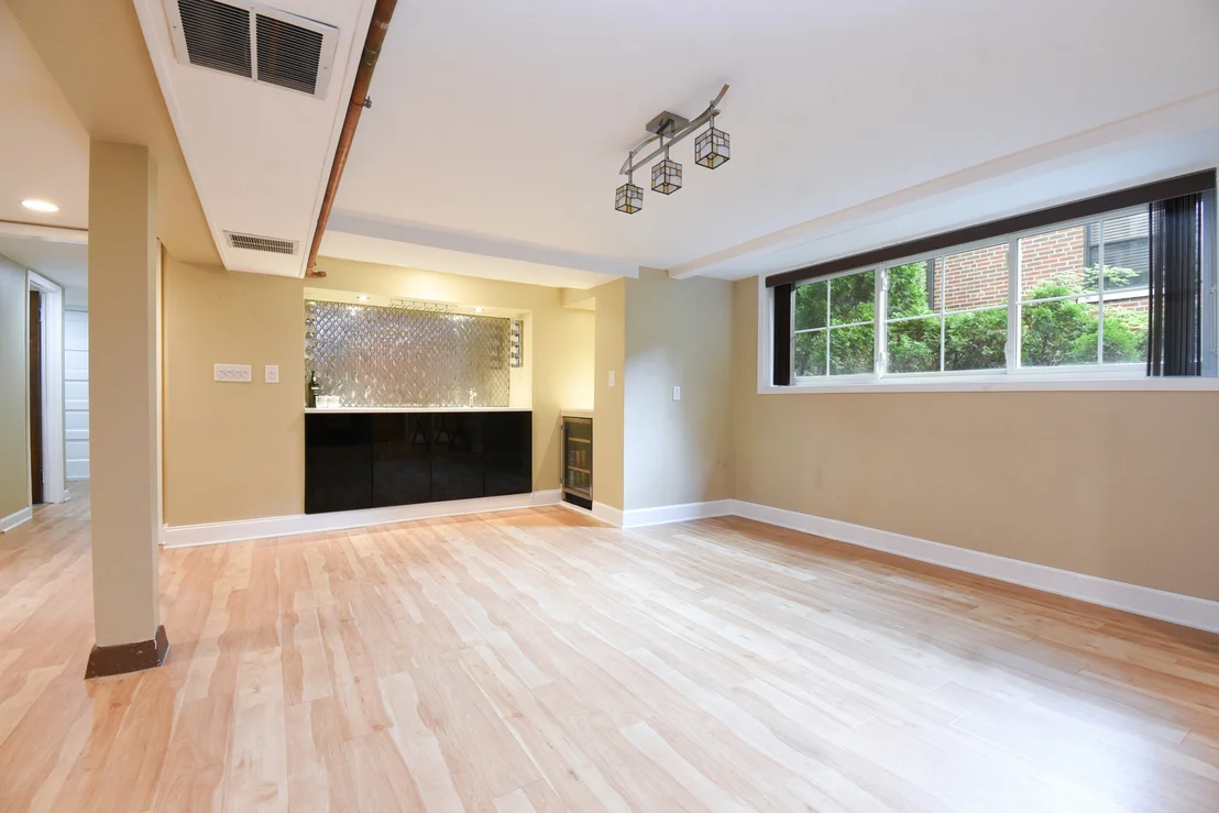 Photo of 311 Park Avenue