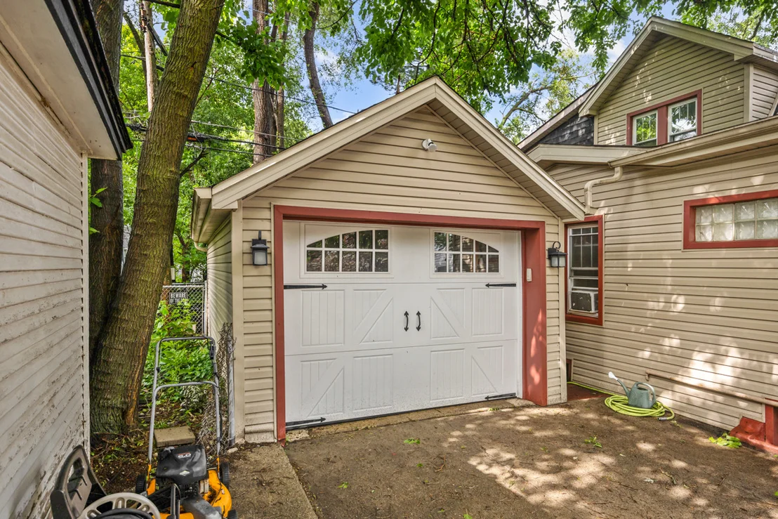 Photo of 1078 Greenview Avenue