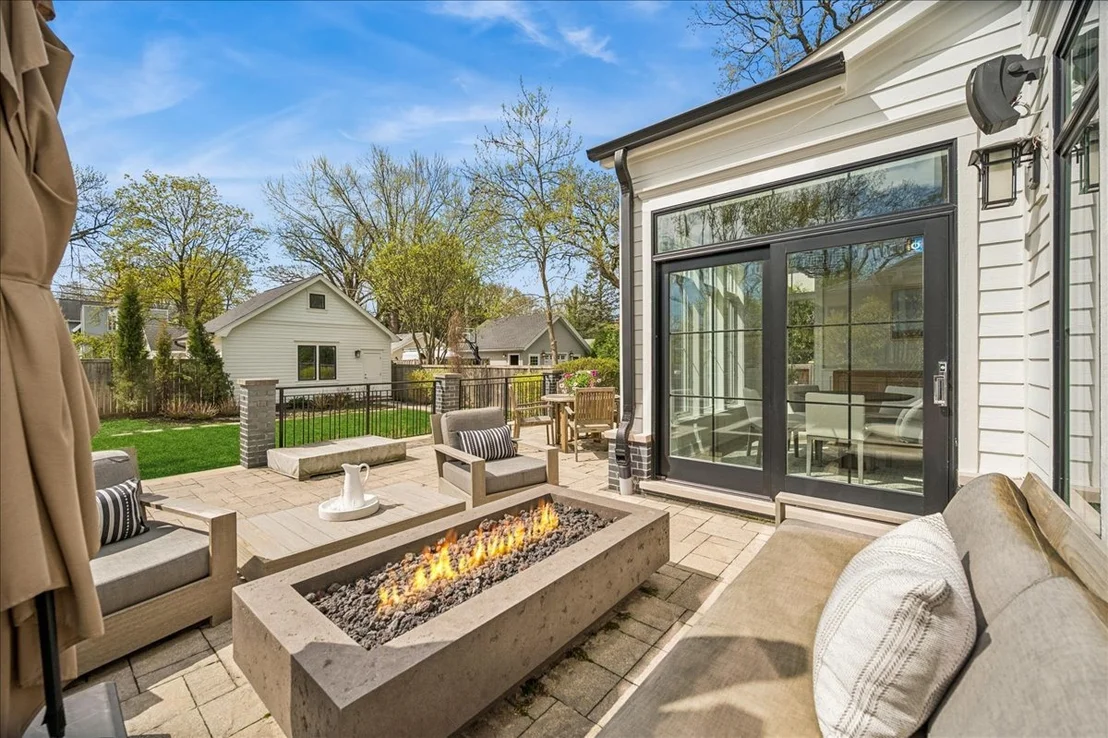 Photo of 1121 Forest Avenue